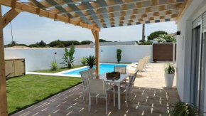 PALAPA GARDEN, muy cerca del mar, con piscina privada